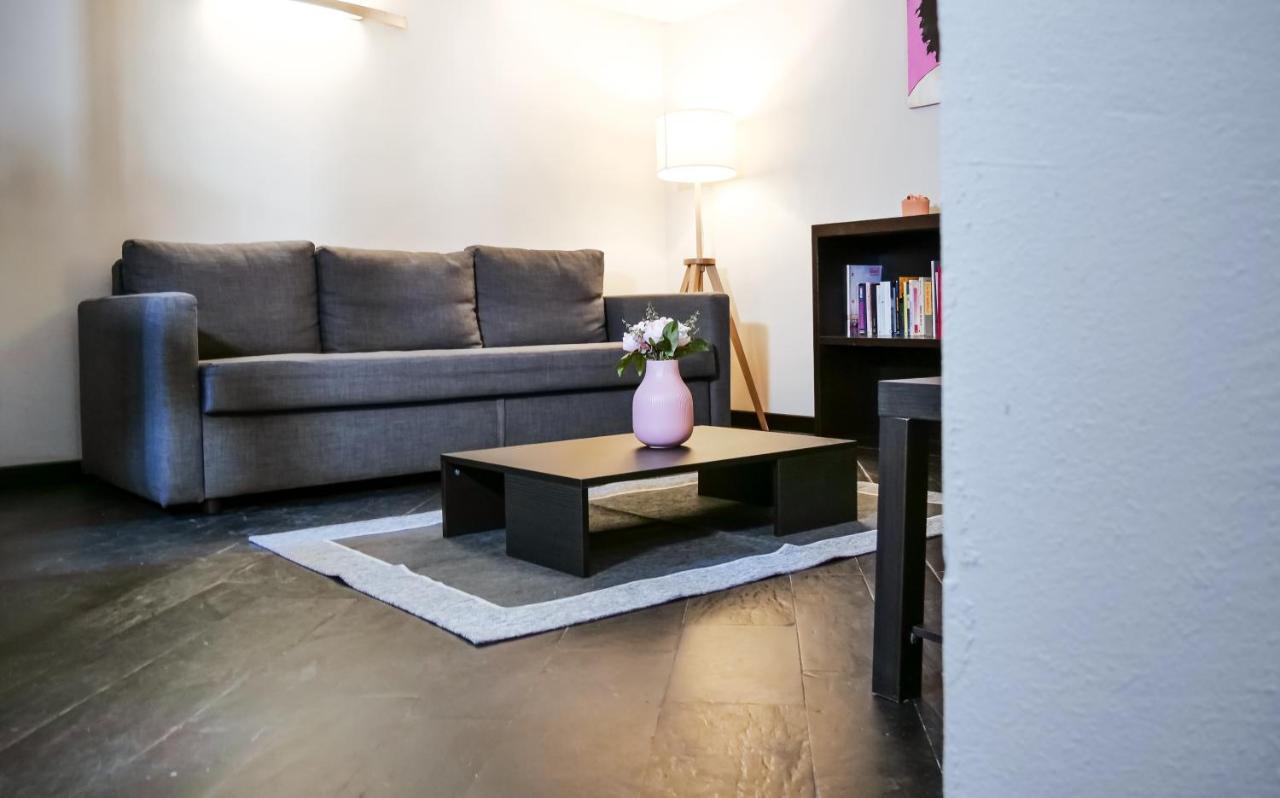 Casa Del Pittore - Elegante Appartamento Del 1200 - Centro Storico Côme Esterno foto